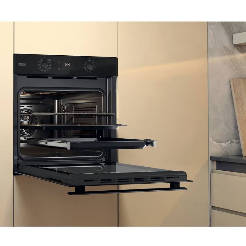 Four Électrique Encastrable WHIRLPOOL OMSR58CU1SB 71L - Noir